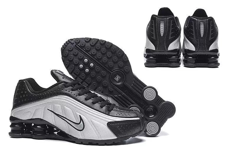 NIKE SHOX R4 "PRETO/PRATA" - PRONTA ENTREGA