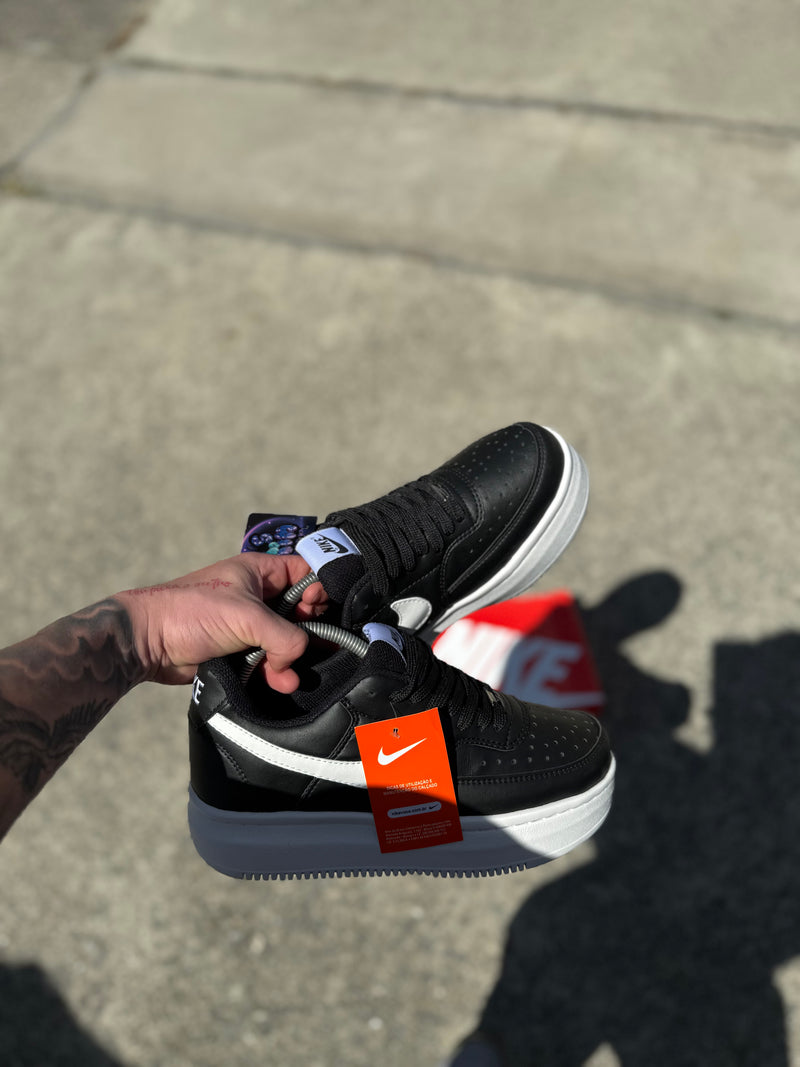 Court Vision sola Alta “Preto/Branco” - Pronta entrega