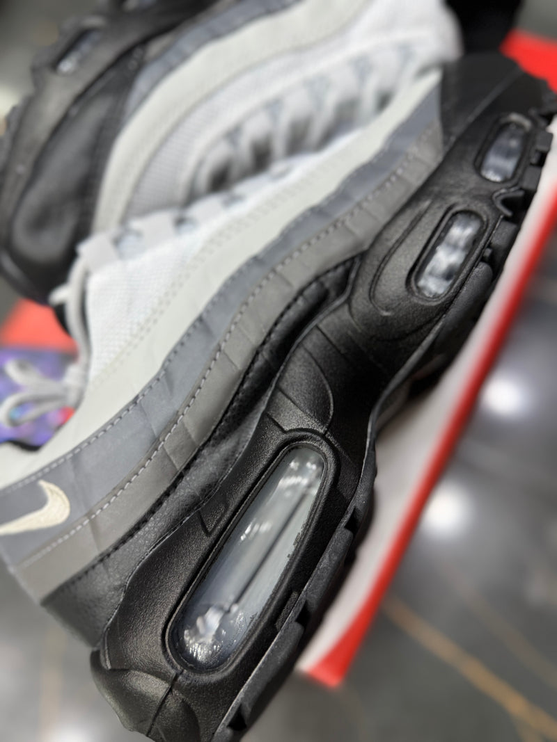 AIR MAX 95 "SILVER BLACK" - PRONTA ENTREGA
