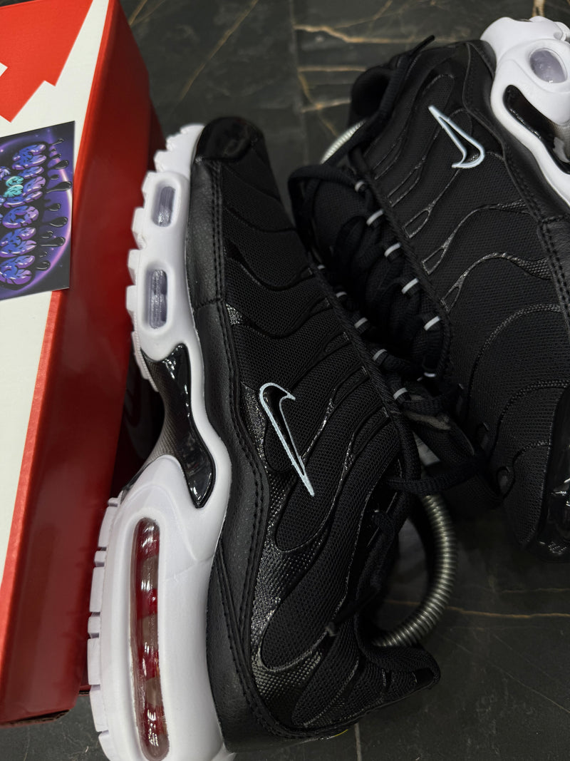 NK AIR MAX PLUS TN ''PANDA'' - PRONTA ENTREGA