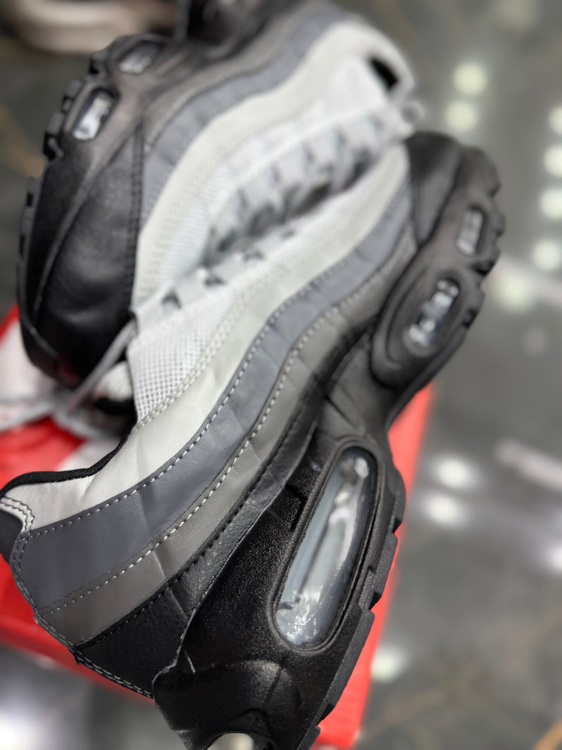 AIR MAX 95 "SILVER BLACK" - PRONTA ENTREGA
