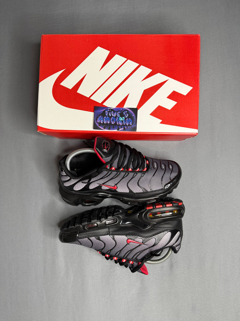 NK AIR MAX PLUS TN "DRACULA" - PRONTA ENTREGA