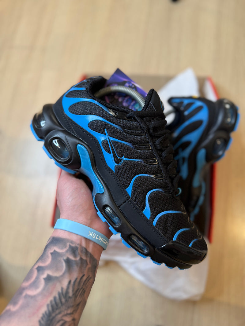 NK AIR MAX PLUS TN ''BLACK UNIVERSITY BLUE'' - PRONTA ENTREGA