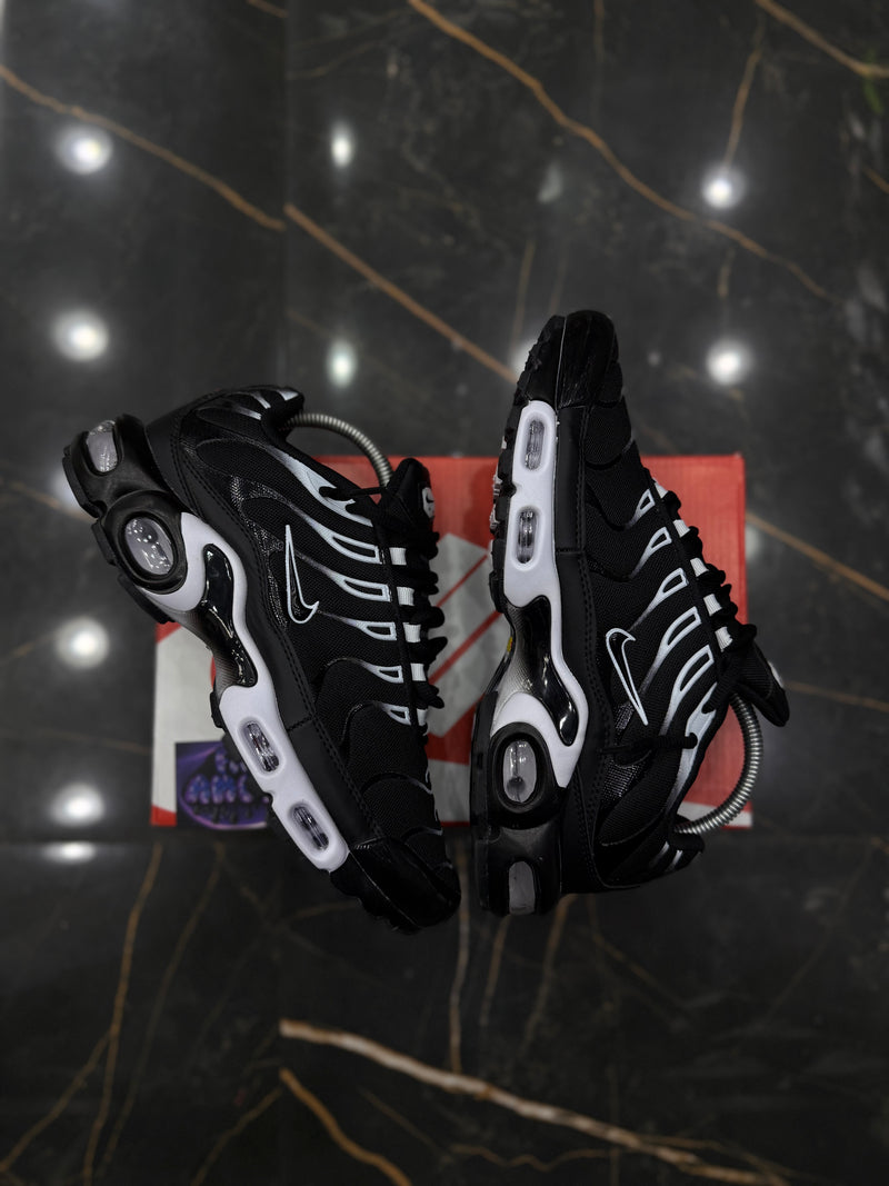 NK AIR MAX PLUS TN "VENOM" - PRONTA ENTREGA