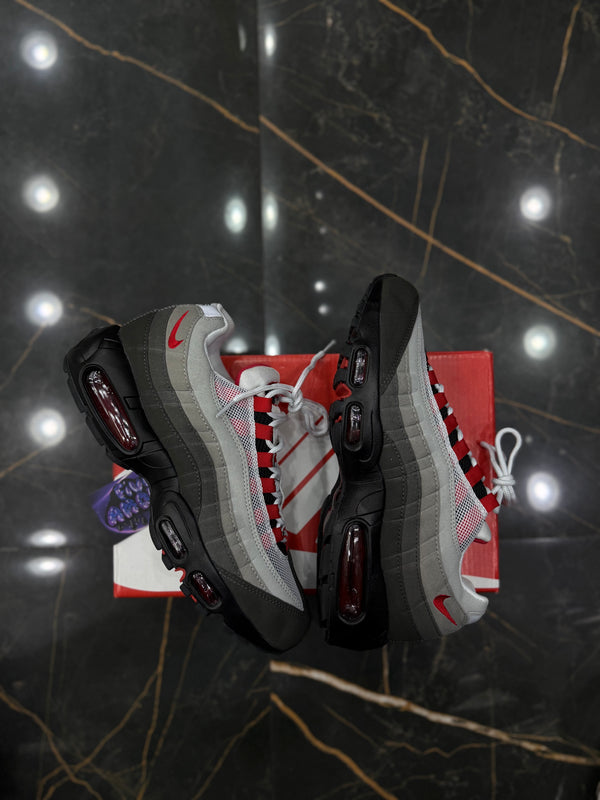AIR MAX 95 "SOLAR RED" - PRONTA ENTREGA