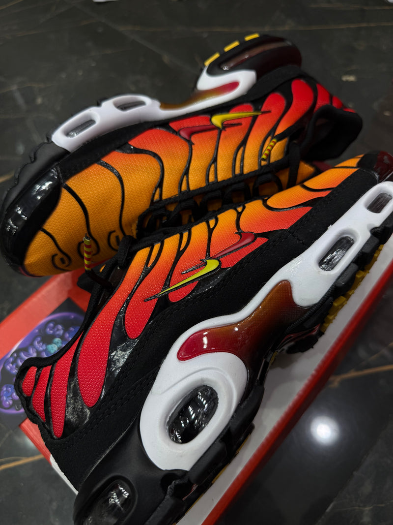 NK AIR MAX PLUS TN ''BARCELONA V2'' - PRONTA ENTREGA