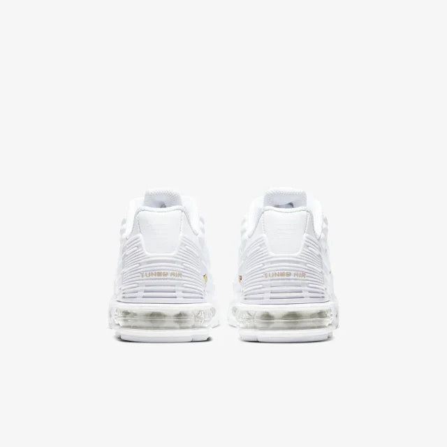 NIKE AIR MAX PLUS TN III ''TRIPLE WHITE'' - PRONTA ENTREGA