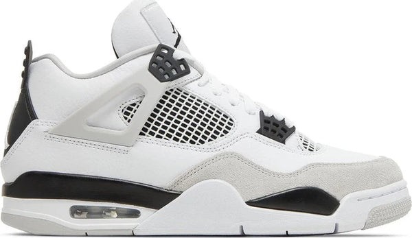 Air Jordar 4 “Military Black"
