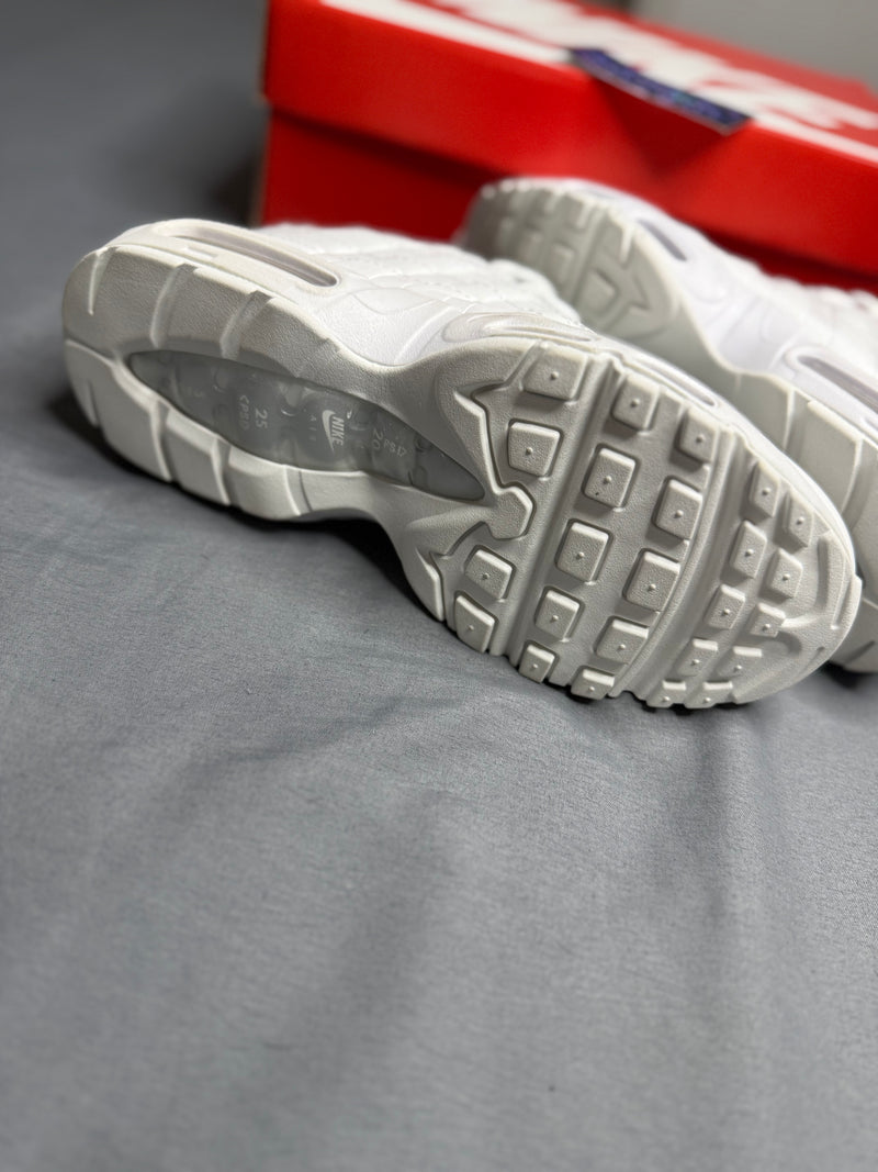 AIR MAX 95 "ESSENCIAL WHITE" - PRONTA ENTREGA