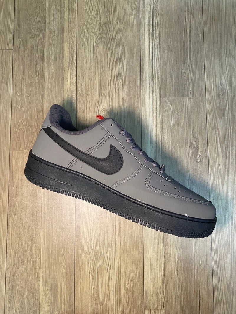 Nike Air Force One “Cinza/Preto”