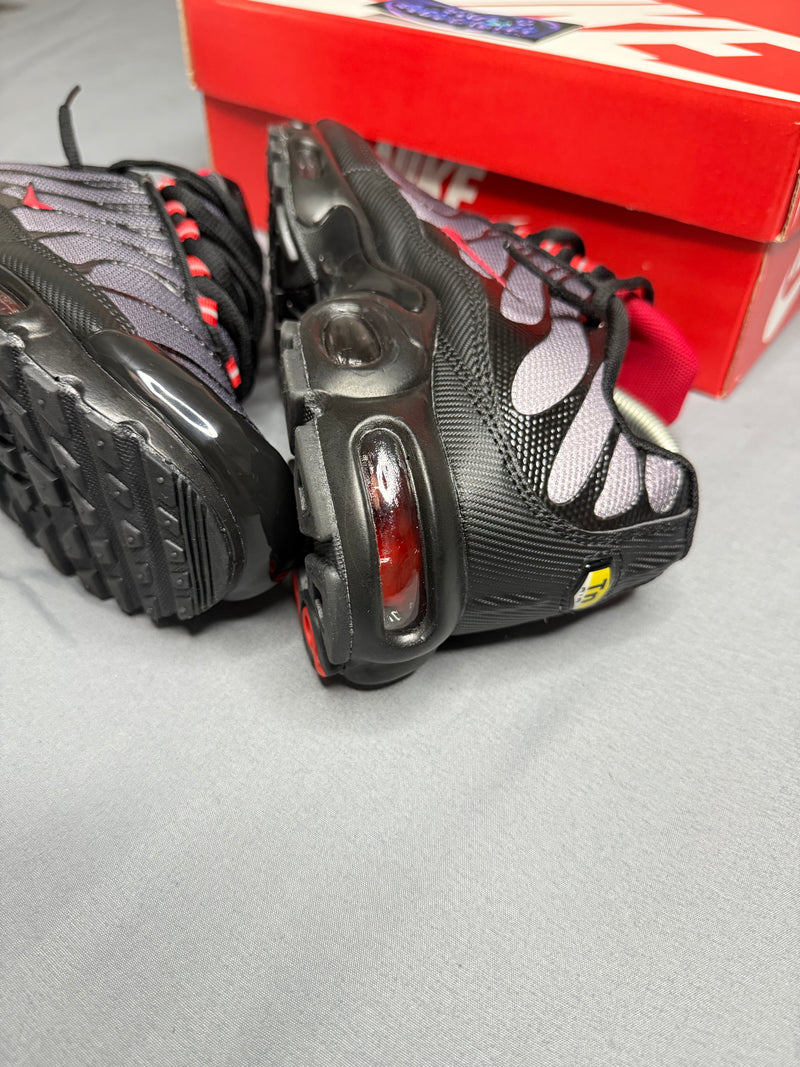 NK AIR MAX PLUS TN "DRACULA" - PRONTA ENTREGA