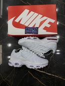 NK AIR MAX PLUS TN "TRIPLE WHITE" - PRONTA ENTREGA