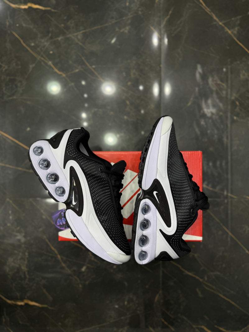 NK AIR MAX DN ''BLACK/WHITE'' - PRONTA ENTREGA