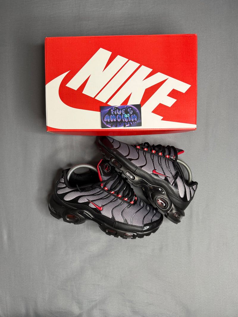 NK AIR MAX PLUS TN "DRACULA" - PRONTA ENTREGA