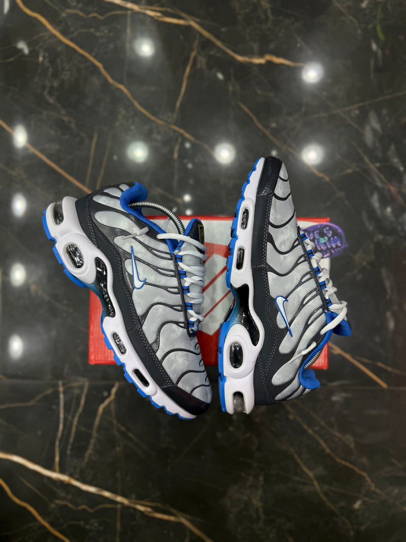 NK AIR MAX PLUS TN "FC" - PRONTA ENTREGA