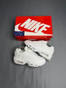 AIR MAX 95 "ESSENCIAL WHITE" - PRONTA ENTREGA