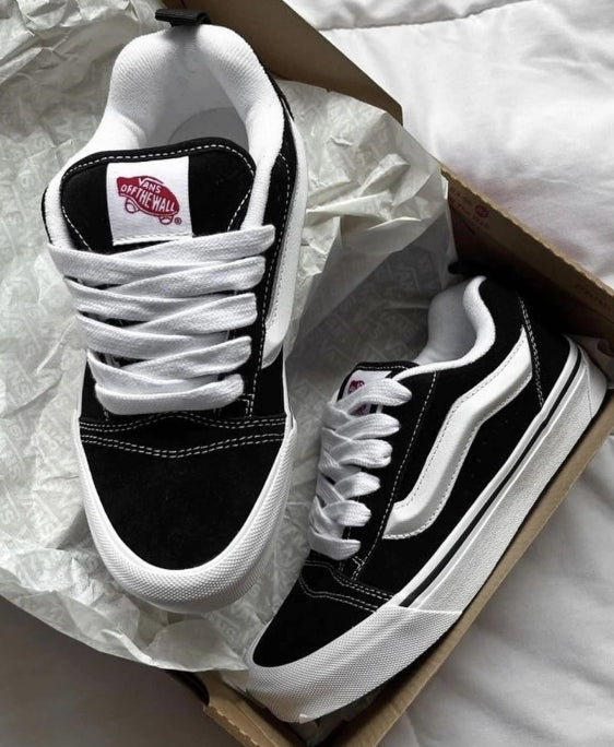 VANS KNU SKOOL "PRETO E BRANCO" (PRONTA ENTREGA)