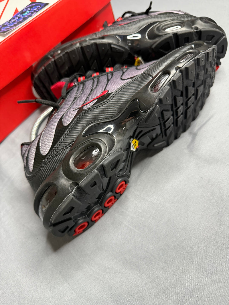 NK AIR MAX PLUS TN "DRACULA" - PRONTA ENTREGA