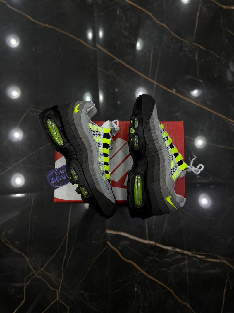 AIR MAX 95 “OG NEON” - PRONTA ENTREGA