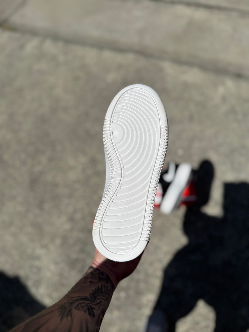 Court Vision sola Alta “Preto/Branco” - Pronta entrega