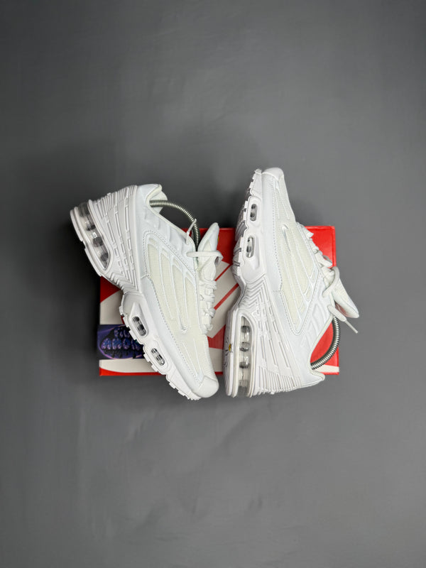 NK AIR MAX PLUS TN III ''TRIPLE WHITE'' - PRONTA ENTREGA