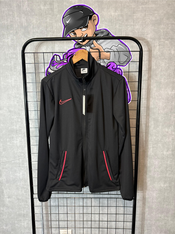 Jaqueta dri fit 2021 preta com rosa
