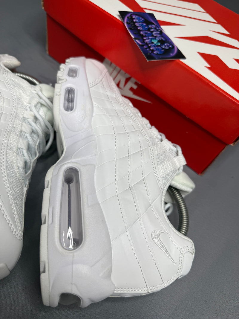 AIR MAX 95 "ESSENCIAL WHITE" - PRONTA ENTREGA