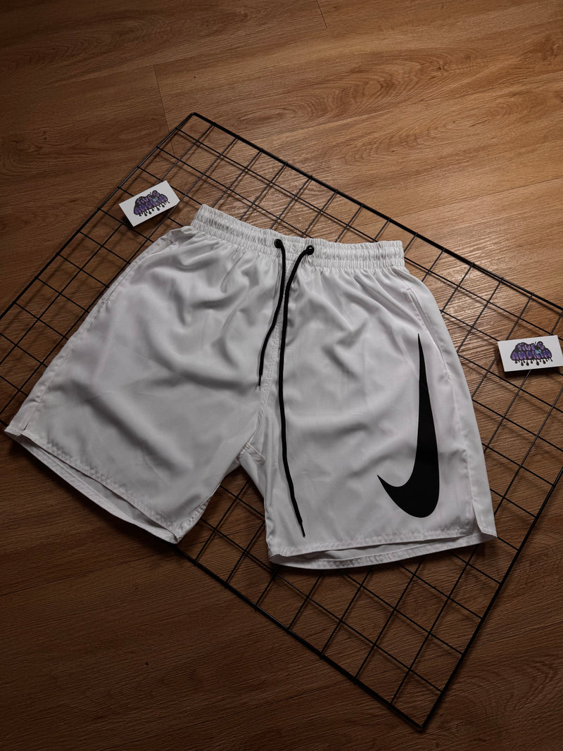 Bermuda Nike Big Swoosh "Branca" - PREMIUM