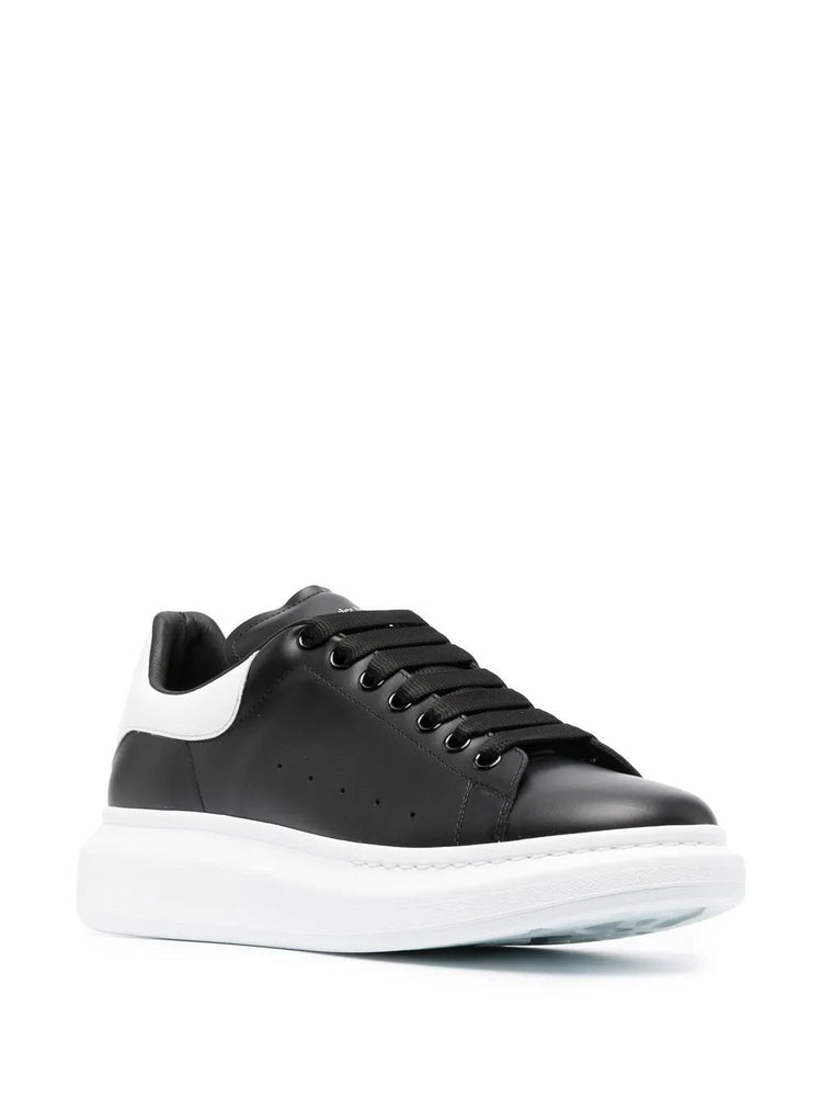 Alexander McQueen "Black and White"