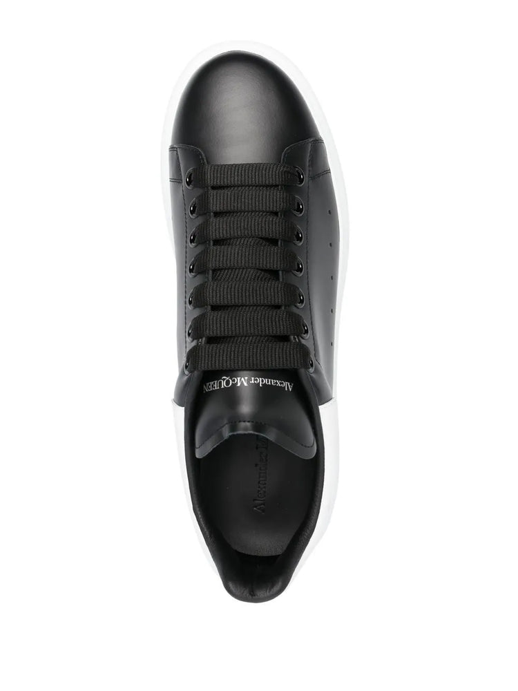 Alexander McQueen "Black and White"