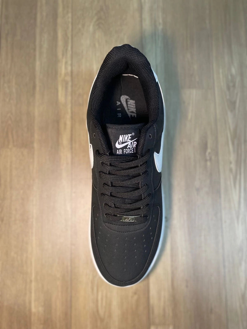 Nike Air Force One “Preto/Branco”