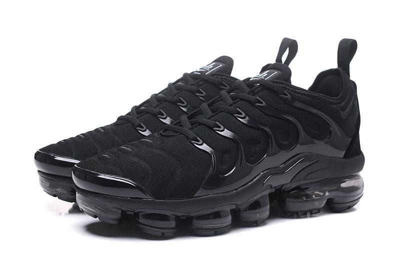 VaporMax Plus “Triple Black” - Pronta entrega