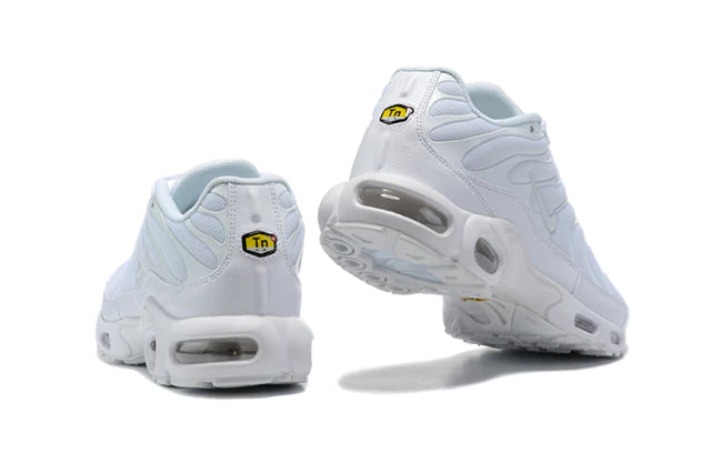 NK AIR MAX PLUS TN "TRIPLE WHITE" - PRONTA ENTREGA