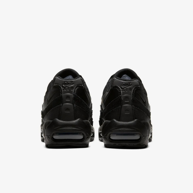 AIR MAX 95 "TRIPLE BLACK" - PRONTA ENTREGA