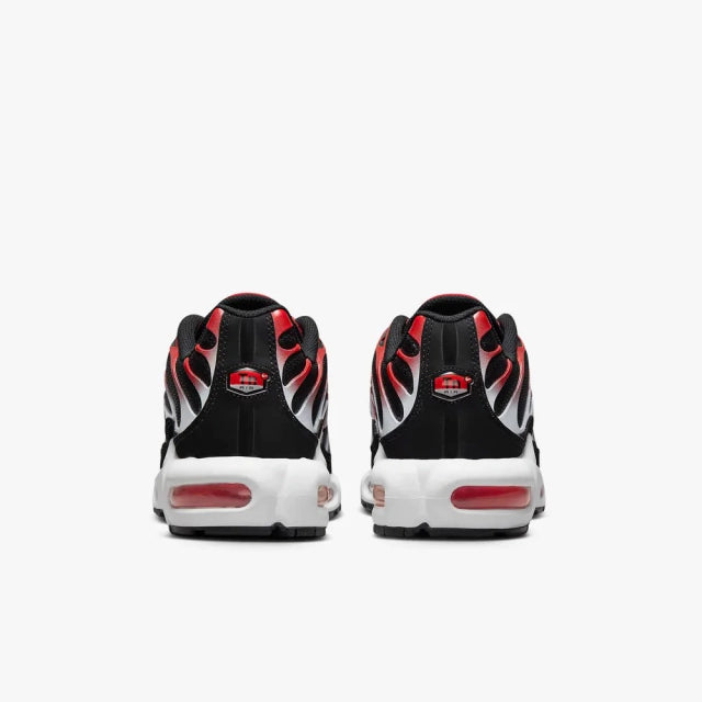 NK AIR MAX PLUS TN "BLACK UNIVERSITY RED" - PRONTA ENTREGA