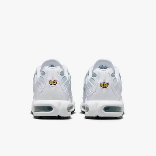 NK AIR MAX PLUS TN "MICA GREEN" - PRONTA ENTREGA