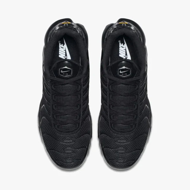 NIKE AIR MAX PLUS TN "TRIPLE BLACK" - PRONTA ENTREGA