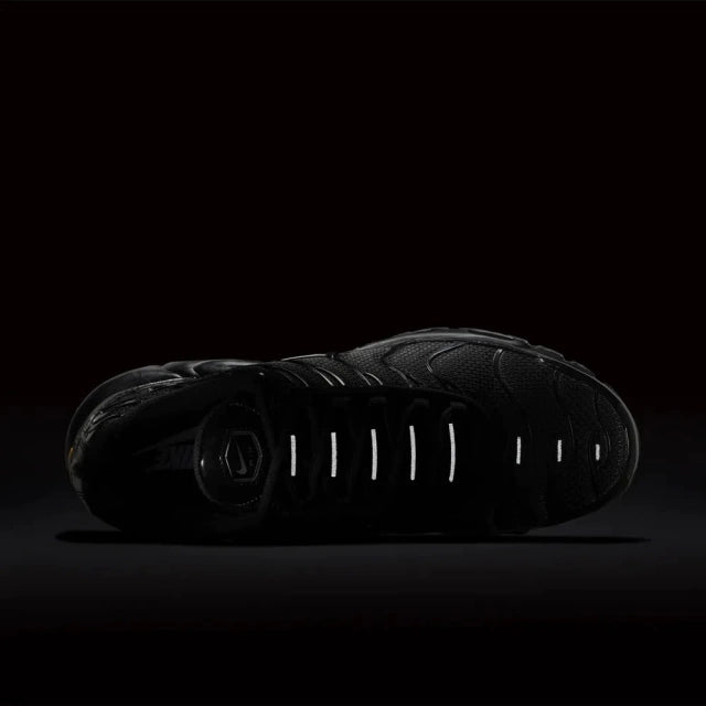 NK AIR MAX PLUS TN "TRIPLE BLACK" - PRONTA ENTREGA