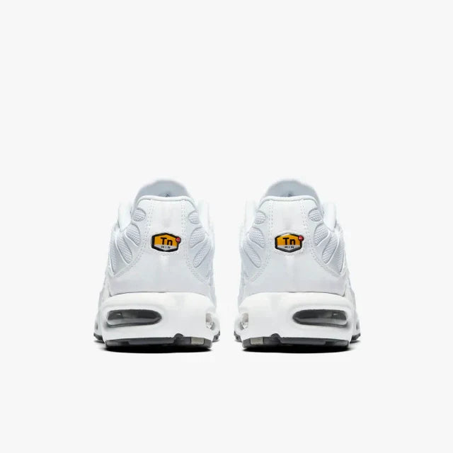 NIKE AIR MAX PLUS TN "TRIPLE WHITE" - PRONTA ENTREGA